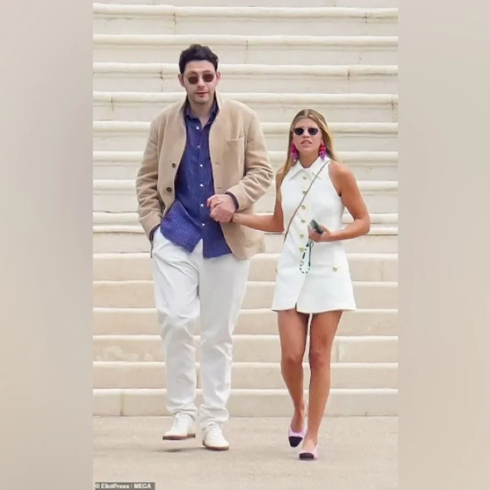 CHANEL Slingbacks Pink/Black Sequin Sofia Richie 23C With Box - Picture 11 of 15